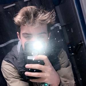 Meet your Posher, Blake